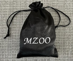 MZOO Contoured Luxury Eye Mask + Ellen Tracy Travel Pillow – CLEAN Travel Ready!