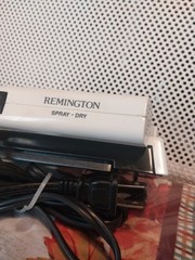 Remington TL-216 Travel Iron 120v-240v, comes with a small traveling bag, Gentle