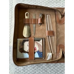 Vintage Men&rsquo;s Travel Grooming Kit Cowhide Leather Case Toiletry Kit USA