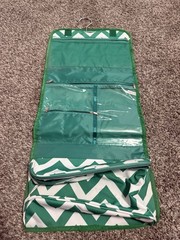 Chevron Green & White Travel Hanger with Storage Case for Travel Accessories NWT