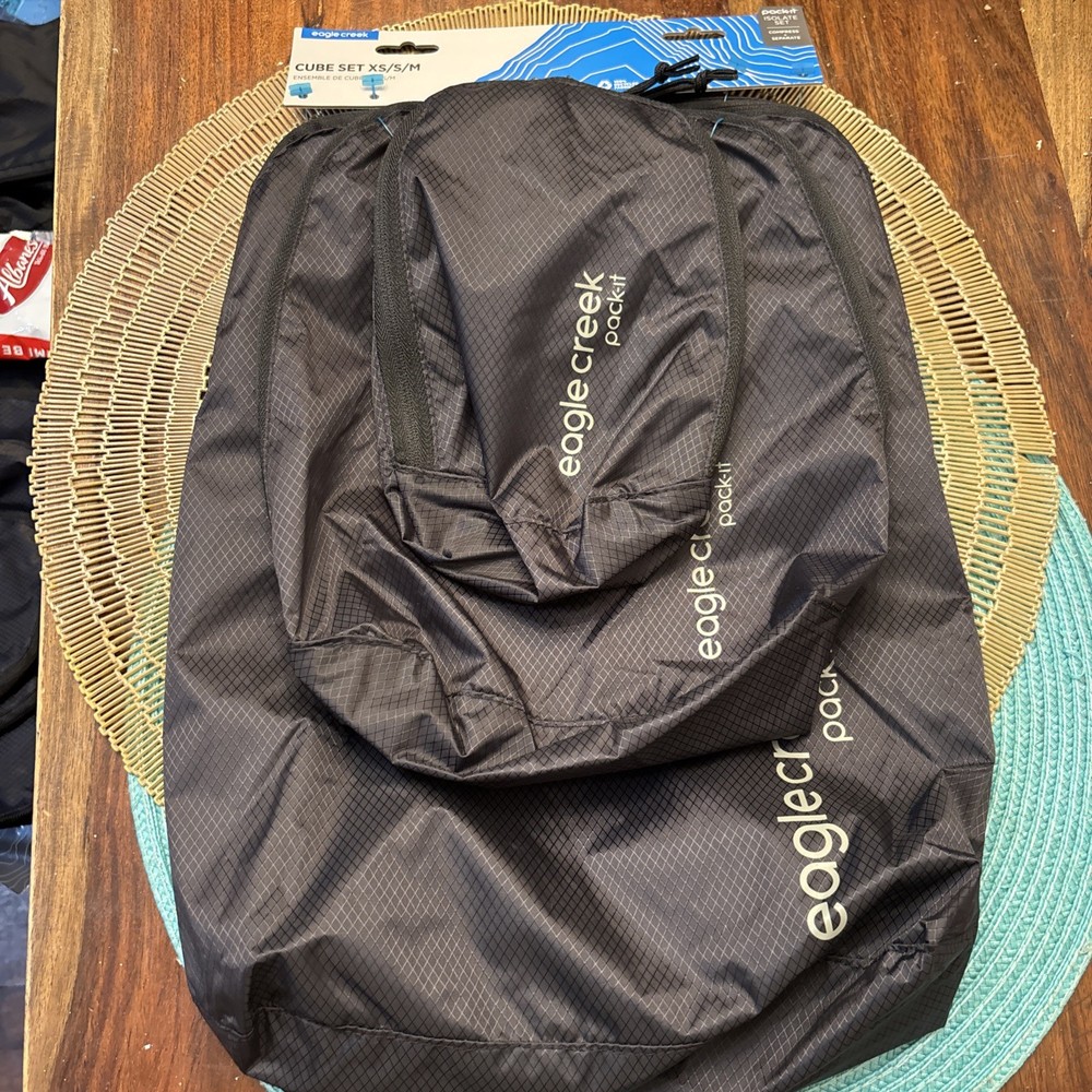 Eagle Creek Pack-It Isolate Packing Cube Set XS/S/M Black Travel Organizer