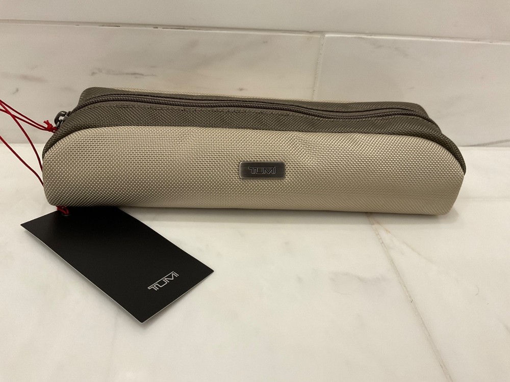 NEW – TUMI Zippered Ballistic Nylon Pencil Case – Cord Pouch – TONAL SAND