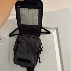 HEYS Travel Mate V3 Crossbody Utility Bag Black Expandable w/ Passport Holder