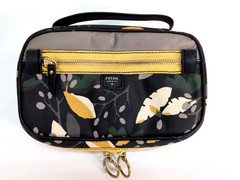 Fossil Travel Jewelry Case / Vanity Bag / Make-up Case Multiple Zipper Pockets