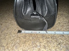 Black Toiletry Genuine Leather Shaving Kit Travel Traveling Bag Black EUC 2 Zipp