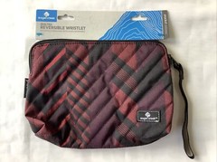 Eagle Creek Pack It Original Quilted Reversible Wristlet Tribal Irregularity Red