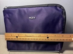 TUMI for Delta Purple/Black Lining Case Zip Toiletries Cosmetic Travel Kit Bag