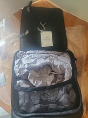 New Black Leather Hanging Travel/toiletry Bag 10 X 10 Inches With Metal Hooks
