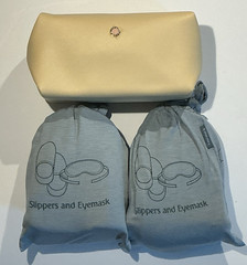 Emirates Travel Amenity Bulgari Kit Zipper Pouch w/ 2 Slipper & Eyemask NEW !