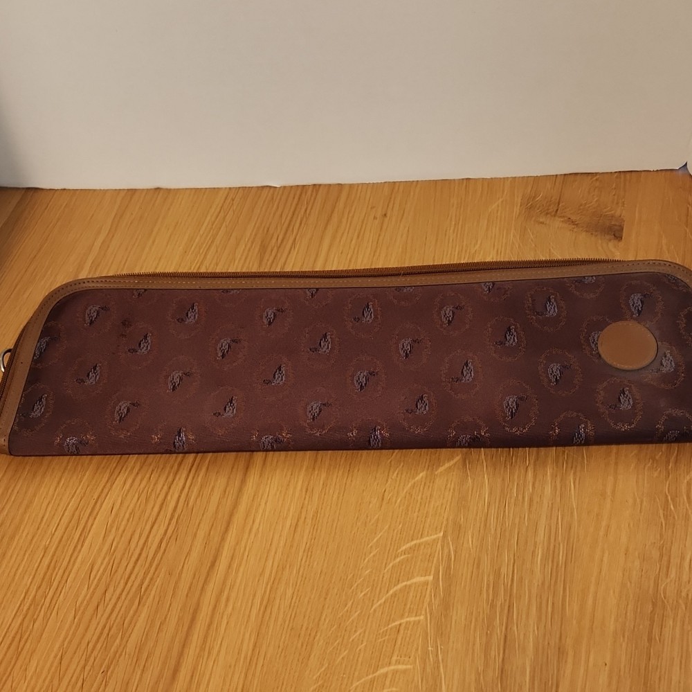 Brown Zippered Travel Organizer Pouch, Bird Pattern Travel Accessory Pouch