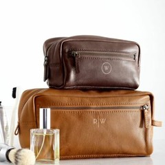 Mark & Graham Chocolate Everyday Leather Travel Bag Pouch NWOT Free Ship « D/M »