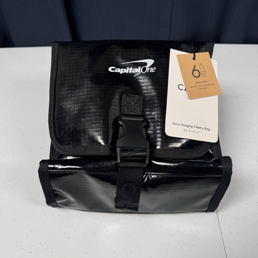 Calpak Terra Hanging Toiletry Bag Organizer Travel Case Black – Capital One -NWT