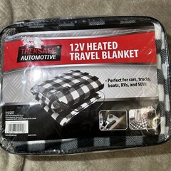 Treksafe Automotive 12V Heated Travel Blanket Black and White NEW!!