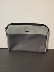 Tumi By Delta Small Travel Bag Pouch Cosmetic Gray 8.5” X 6” Zipper Closure