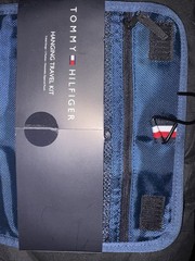 Tommy Hilfiger Mens Hanging Travel Kit and Toiletry Organizer navy blue
