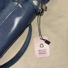 New baggallini Hanging Toiletry Kit Blue Mist Gloss Ripstop Multi Pocket $50
