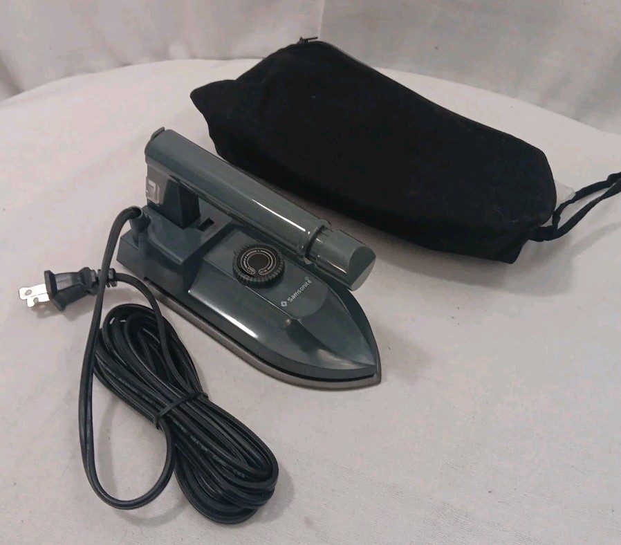 Samsonite 6256 Dual Voltage Steam Iron- Charcoal Gray with Vintage With Trav Bag