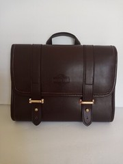 LEVENI travel case bag for cosmetics toiletries, leather, brown, brass NWOT