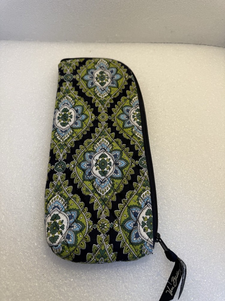 Vera Bradley – Retired Cambridge Curling Iron Travel Holder – 12.25”x6”