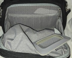NEW VTG TRAVEL GEAR CIRRUS COLLECTION 12&Prime; BEAUTY CASE STYLE 86012 BLACK W/ TAGS