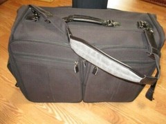 Samsonite Luggage Wheeled Garment Bag built in luggage rack carry extra bag