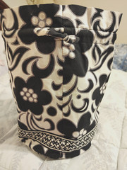 VIERA BRADLEY NIGH & DAY TRAVEL LAUNDRY BAG WATERPROOF BLACK WHITE GRAY FLORAL