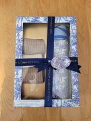 French Connection Gift Set ( 3 pairs Cashmere Crew Socks & 24oz Water Bottle)