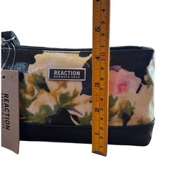 Kenneth Cole Reaction Black Travel Kit Toiletry Bag Dopp Kit Zip Pouch NEW
