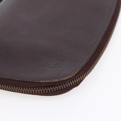 LOUIS VUITTON Taiga Organizer Atoll Travel Case Grizzly M30658 LV Auth 128533