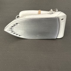 Philips Norelco Compact Voyager Vintage TR100 Travel Iron Excellent Condition