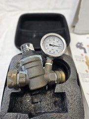 Water Pressure Regulator For RV Lead-free Brass Adjustable Reducer Gauge 3/4&Prime;