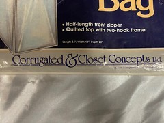 VTG CORRUGATED & CLOSET CONCEPTS ECONOMY DRESS & COAT CLOSET BAG BROWN NIP