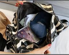 Zebra Print Travel Duffle Bag – Stylish PU Leather Weekender New 🔥🔥🔥
