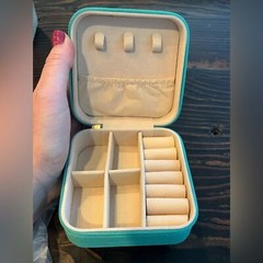Minty Teal Travel Jewelry Box Zip Around Closure New in Package