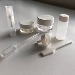 Cosmetic Jars Bottles Pipet Spatula Funnel 7 Piece Travel Containers Kit VB7W