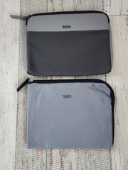Tumi For Delta Airlines 2 Small Travel Storage Bags Zipper Pouch Toiletries Gray