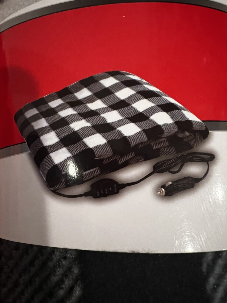 Treksafe Automotive 12v Heated Travel Blanket Black & White Check NEW.