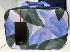 NEW TUMI Voyageur MELISSA Zippered Cosmetic Toiletry Bag – POSIDONIA PRINT