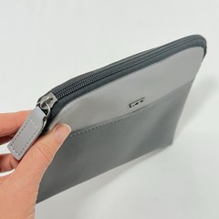 Tumi Delta Accessory Bag Travel Purse Pouch Clutch Cosmetic Toiletries Souvenir