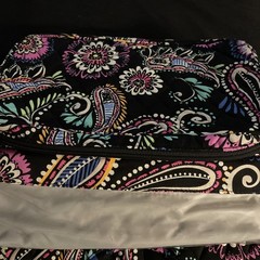 Vera Bradley Hanging Trifold Organizer Makeup/Jewelry Travel Bandana Swirl