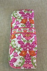 Vera Bradly “ Lilli” Curling And Flat Holder With Pouch On The Front