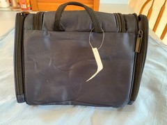Protege Hanging Toiletry Kit Bag New 11 wide x 3.3 D x 8.3&Prime; H