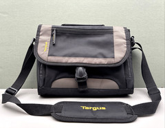 Targus Men’s Small Travel Crossbody Bag with Strap Black with Gray Trim