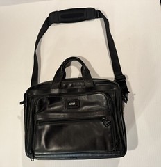 TUMI At A Glance Organizer Brief Case Leather 12.25&Prime; x 16&Prime; x 5&Prime;