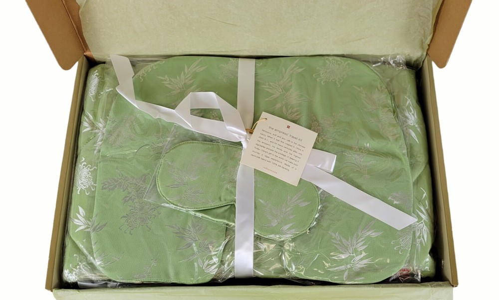 Red Envelope Chinese Silk Empress&rsquo; Travel Kit Set Eye Mask Neck Pillow Blanket