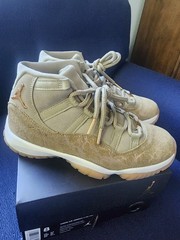 Jordan Air Jordan 11 Retro (GS) women&rsquo;s size 8 High Top Sneaker Gold New
