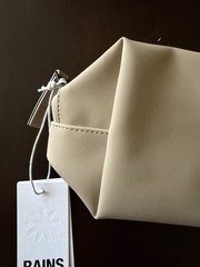 RAINS Wash Bag Small Sand Travel Organizer Toiletry Dopp Kit Makeup Case