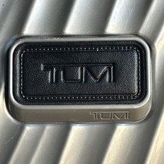 TUMI Delta Hard Case Travel Carry Case Toiletry Cosmetic Essential Kit Amenity