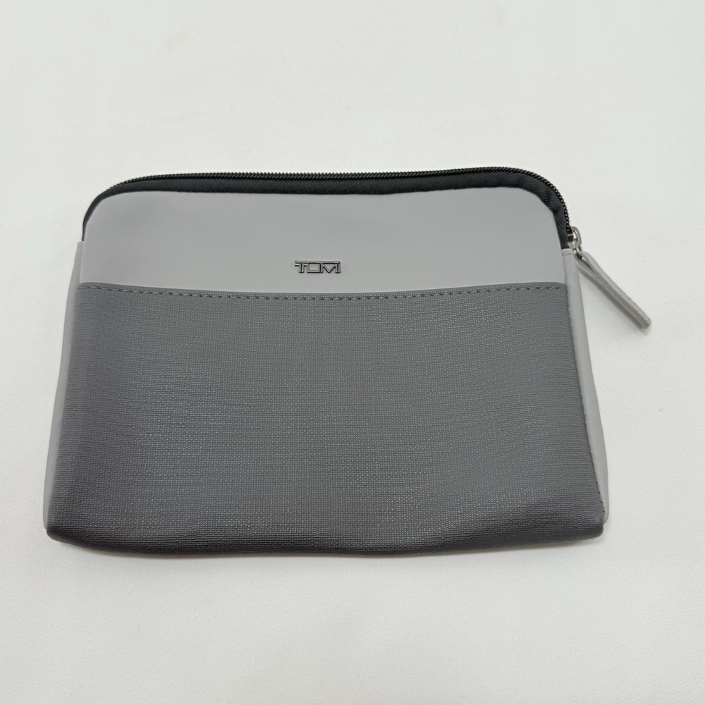 Tumi Delta Accessory Bag Travel Purse Pouch Clutch Cosmetic Toiletries Souvenir