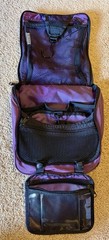 LL Bean Women&rsquo;s Medium Toiletry Bag